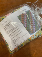 HELENS QUILT- lap size quilt kit