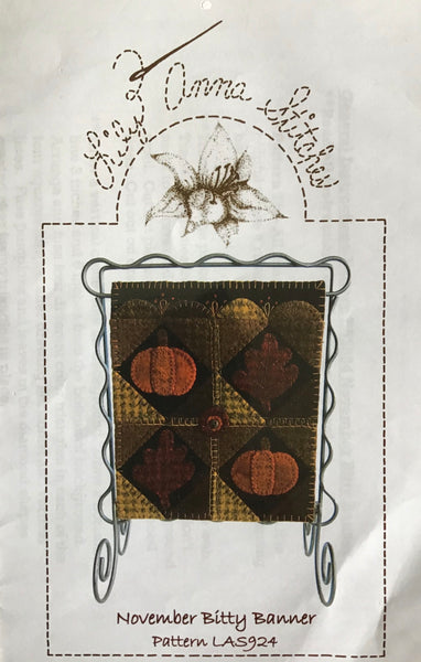 NOVEMBER BITTY BANNER - wool appliqué pattern